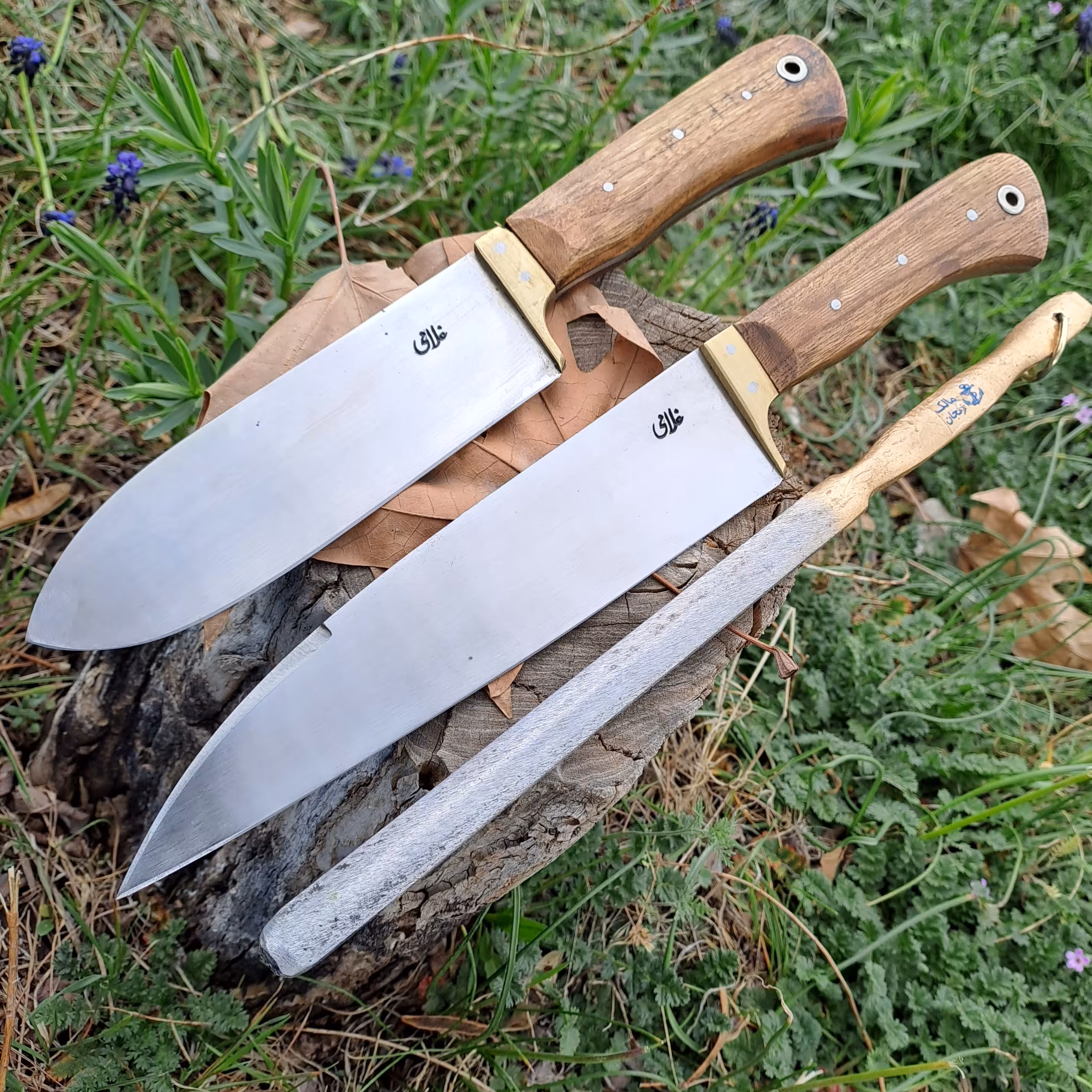 چاقوی زنجان چاقو زنجان مخصوص قصابی سلاخی ست سه عددی یکعددچاقو قصابی 31س یکعدد چاقو سلاخی 26س و یکعدد  مصقل تیزکن 30 سانت