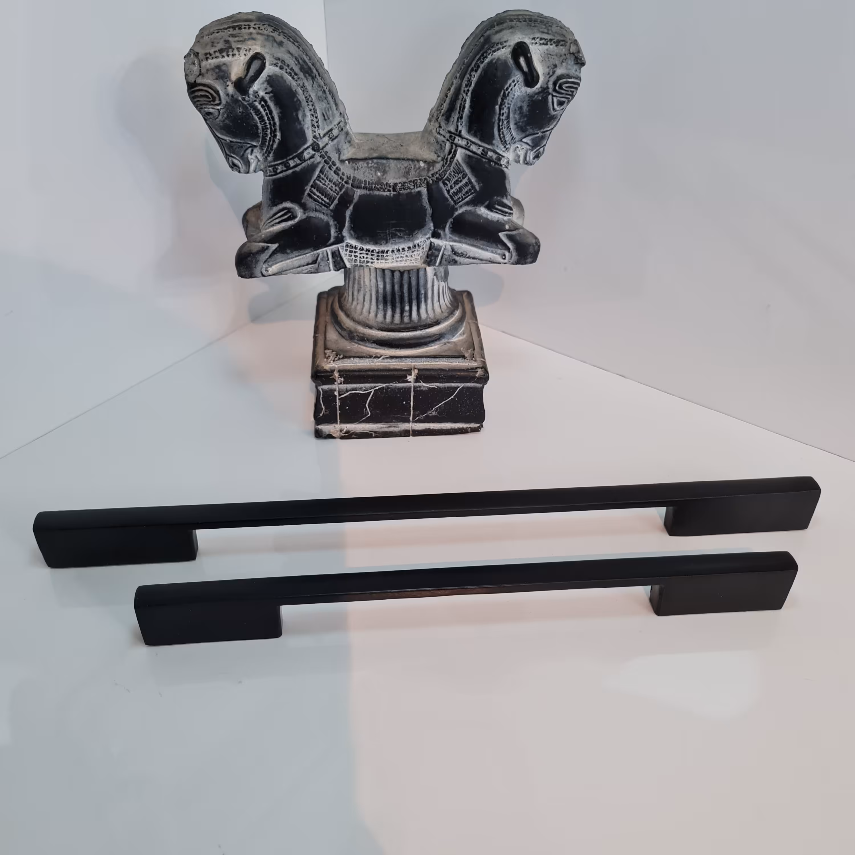 دستگیره ساطوری سایز 224 مشکی مات 