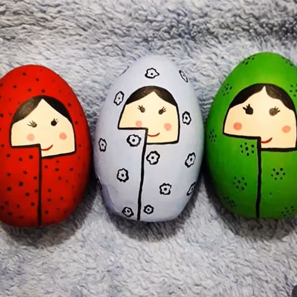 تخم مرغ رنگی مدل حاج خانوم عید نوروز  گیفت سفالی