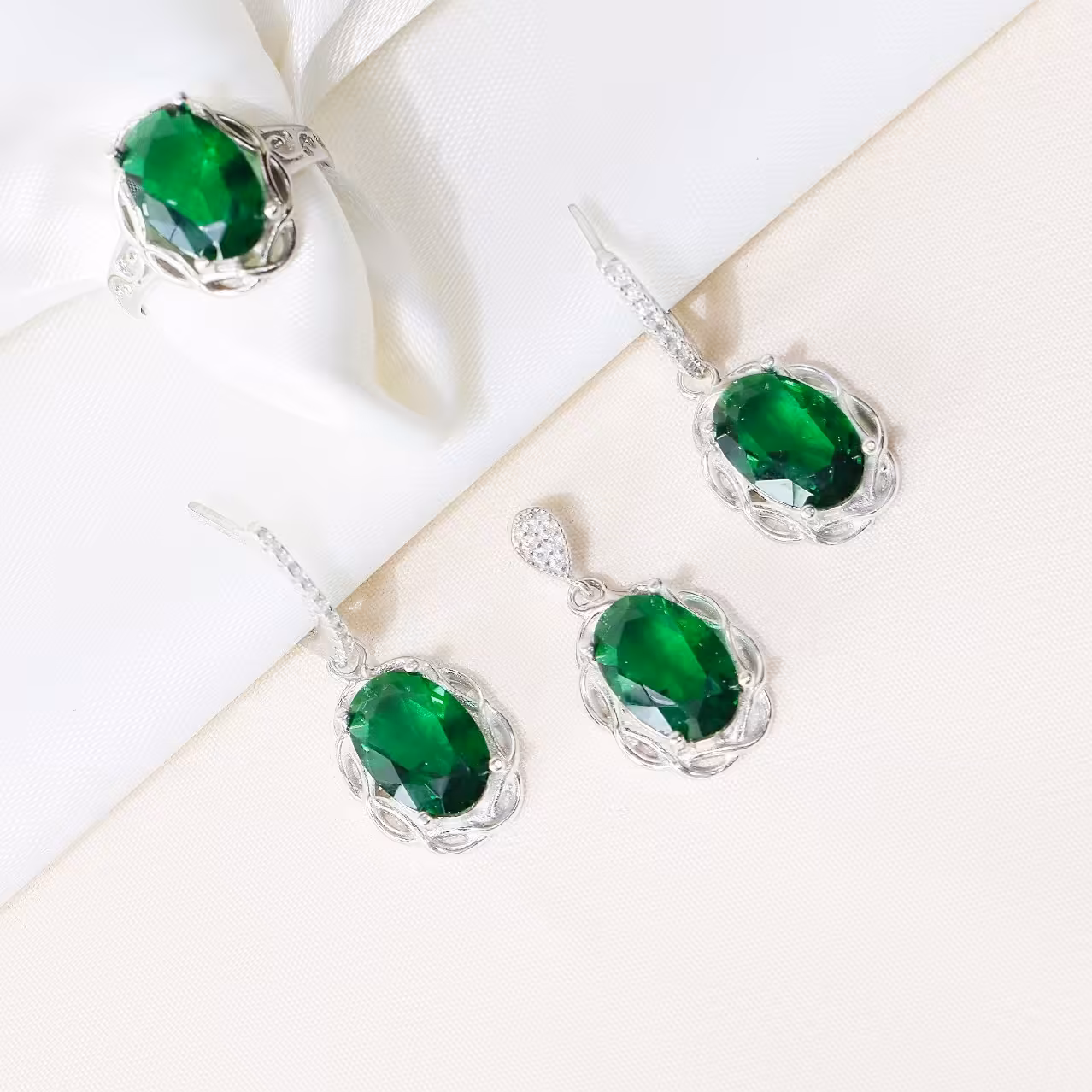 نیم ست نقره میکرو کد S-10088-12