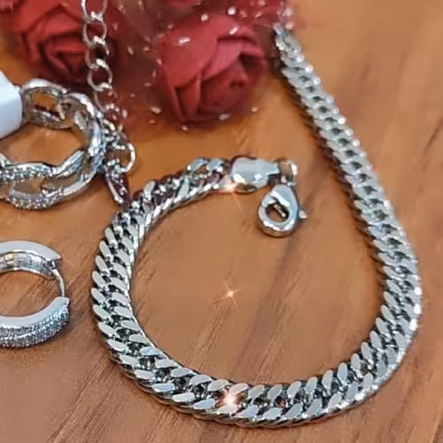 پابند دستبند کارتیر بافت ریز برند و رنگ ثابت