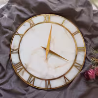 ساعت رزینی طرح مرمر

سایز 40 سانتیمتر

جنس چوب و رزین

موتور آرام گرد