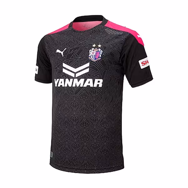 لباس دروازه بانی سرزو اوزاکا ژاپن 2021