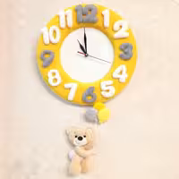 ساعت اتاق کودک نمدی