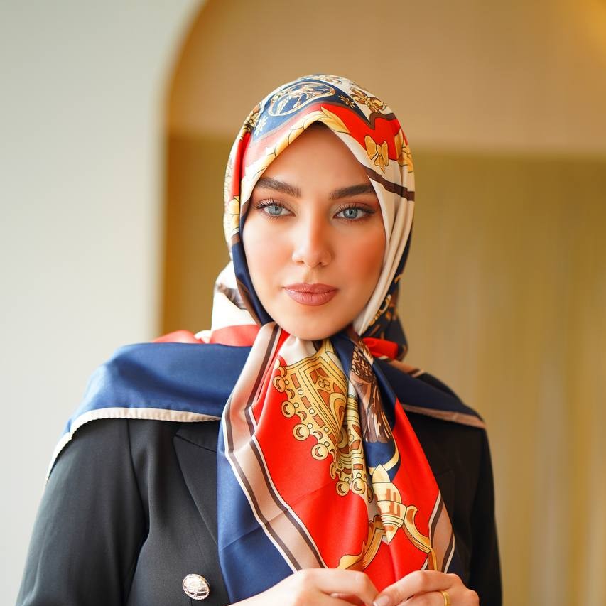 روسری ابریشم توییل کج راه قواره 120 دور دست دوز 