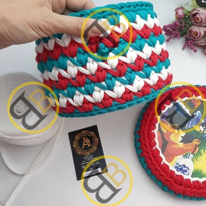 سبد تریکو با بافتی زیبا و خاص