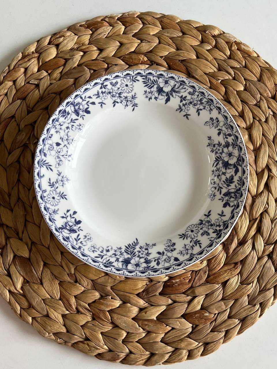 بشقاب گود چینی طرح سنتی گل آبی