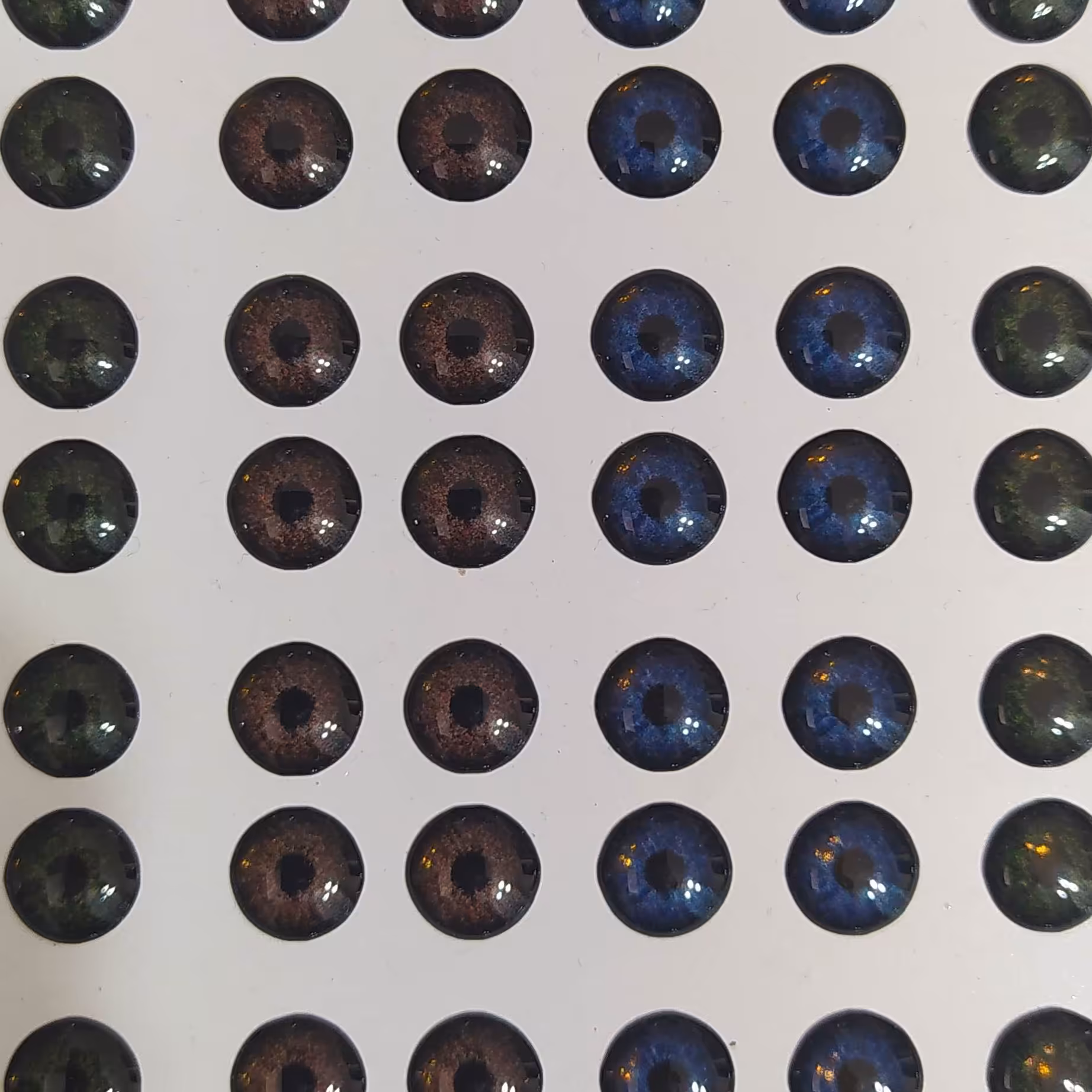 چشم رزینی لنز تیره 1 سانت 5 جفت