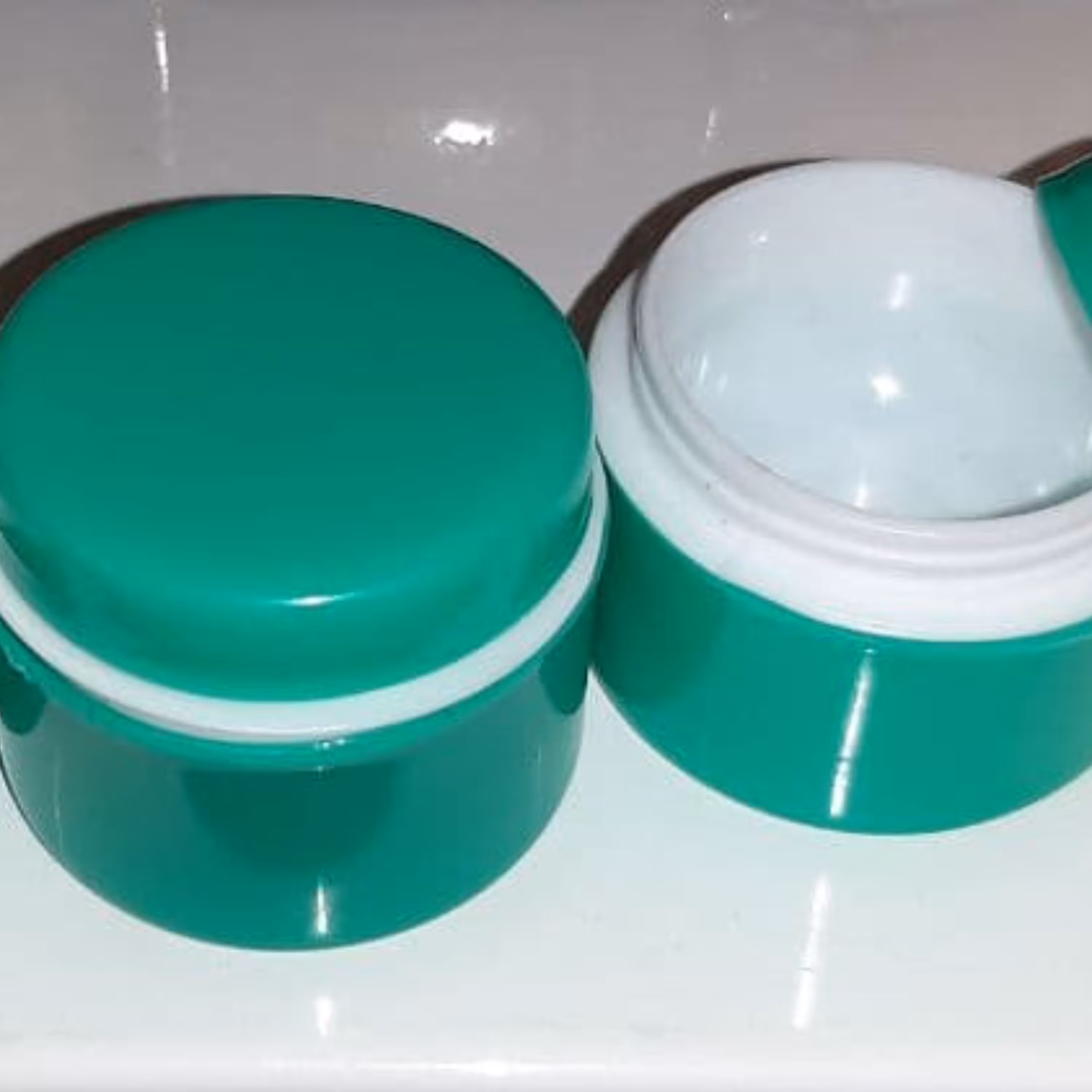 قوطی کرم25 گرمی سبز بسته 20  عددی