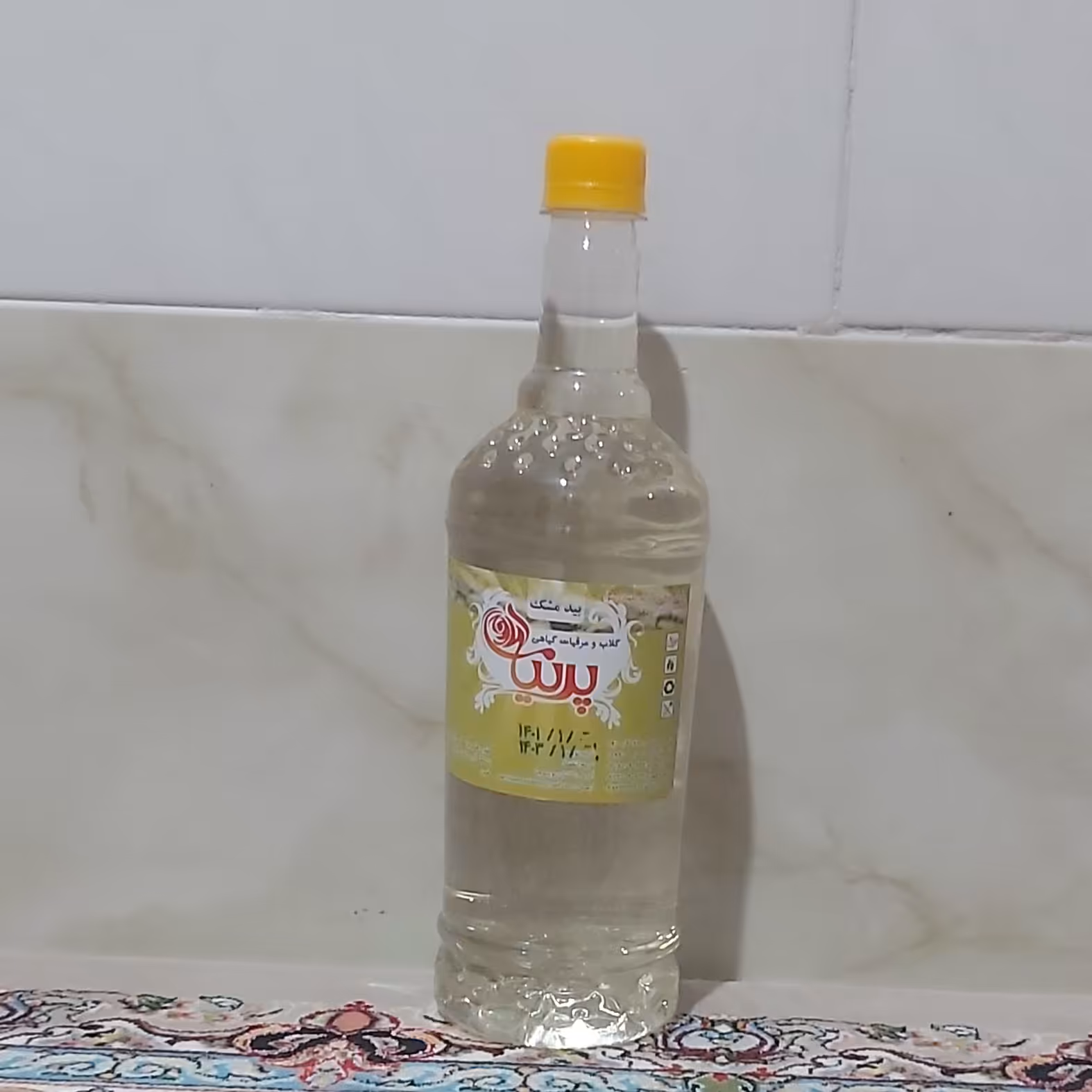 عرق بیدمشک خالص 1 لیتری