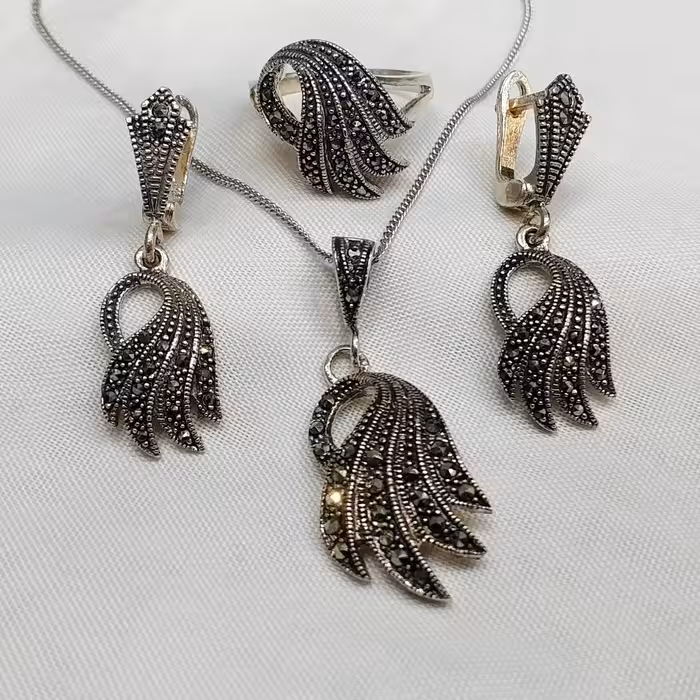 نیم ست نقره سیاه قلم یا مارگازیت  عیار925 