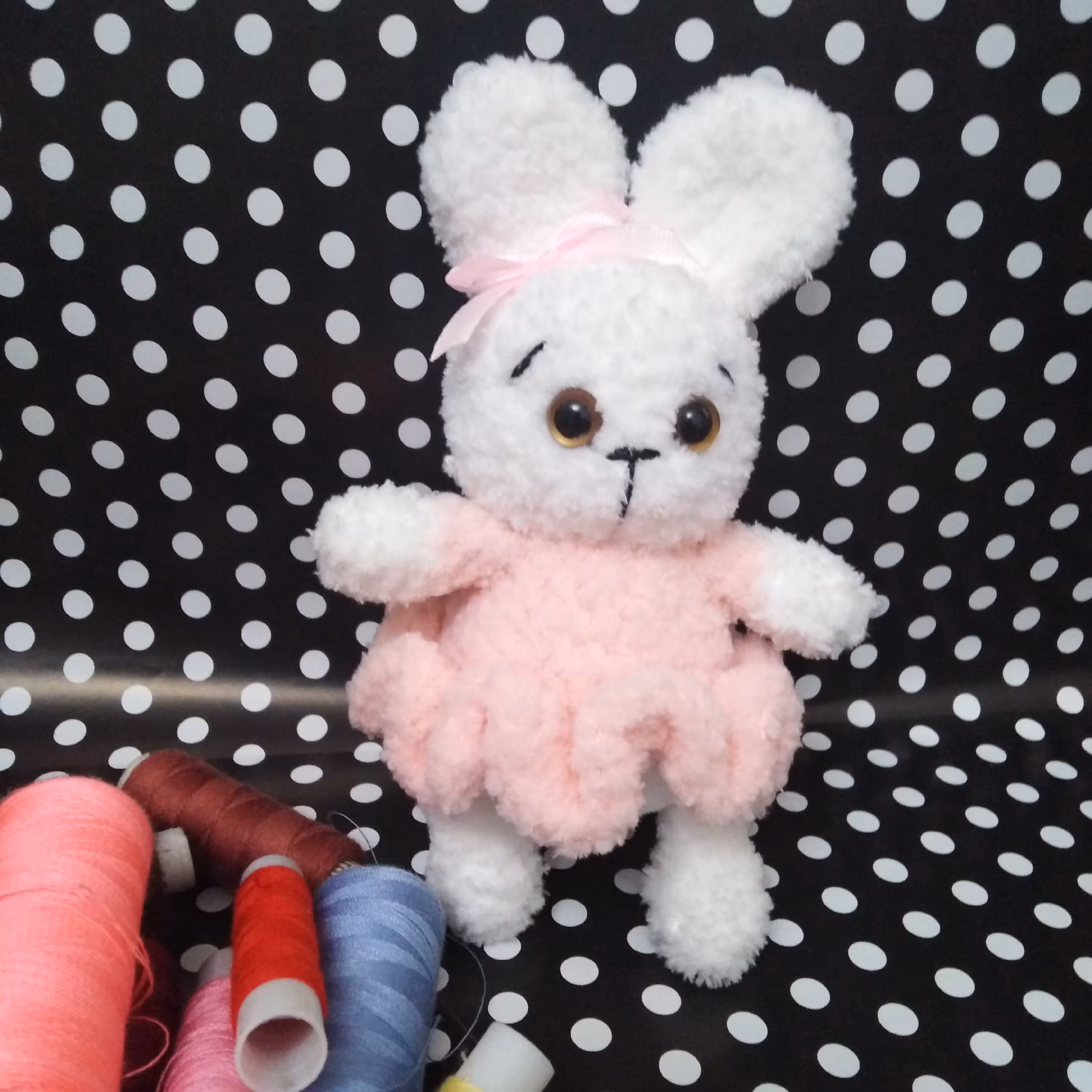 عروسک خرگوش بافتنی حوله ای 