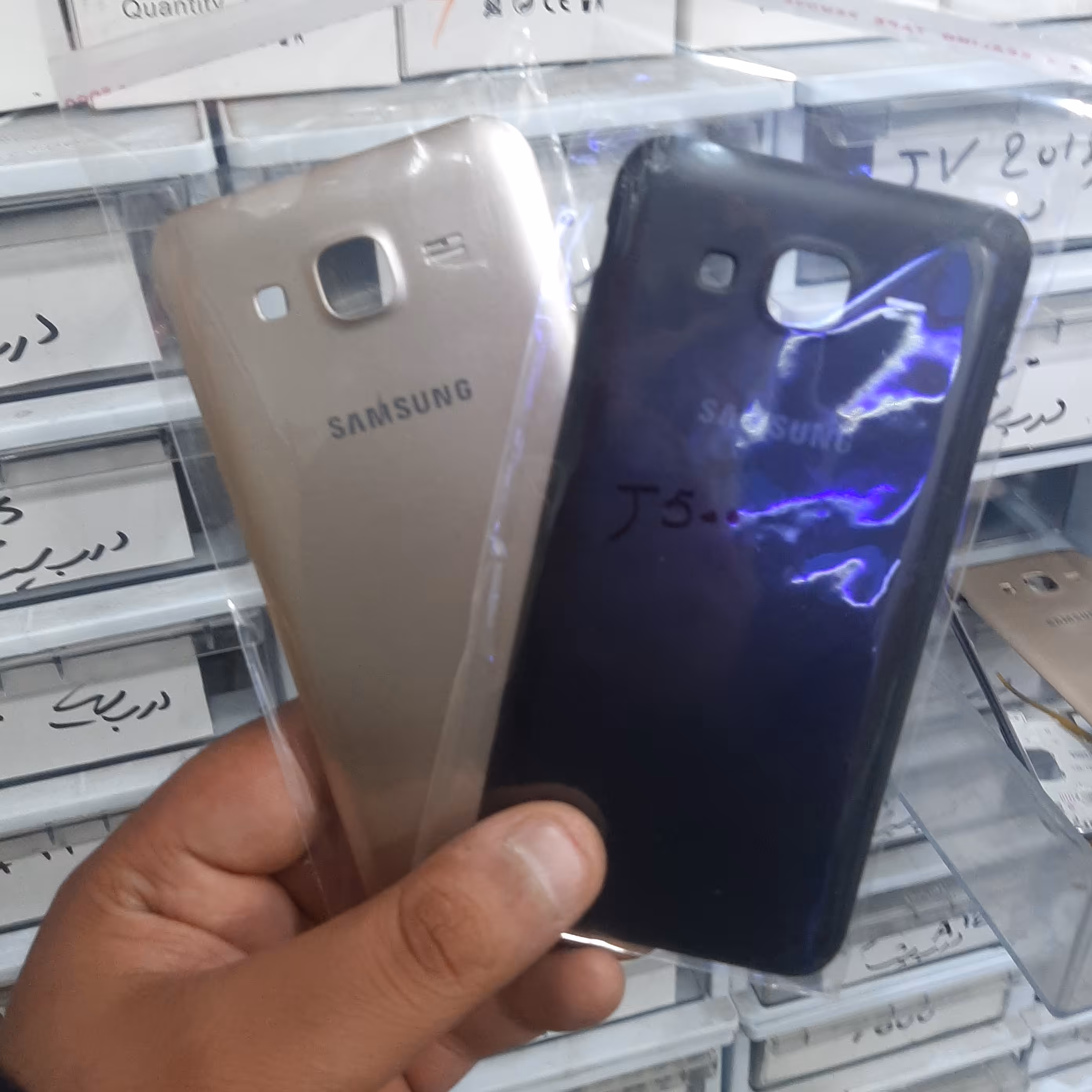 درب پشت SAMSUNG J5 2015