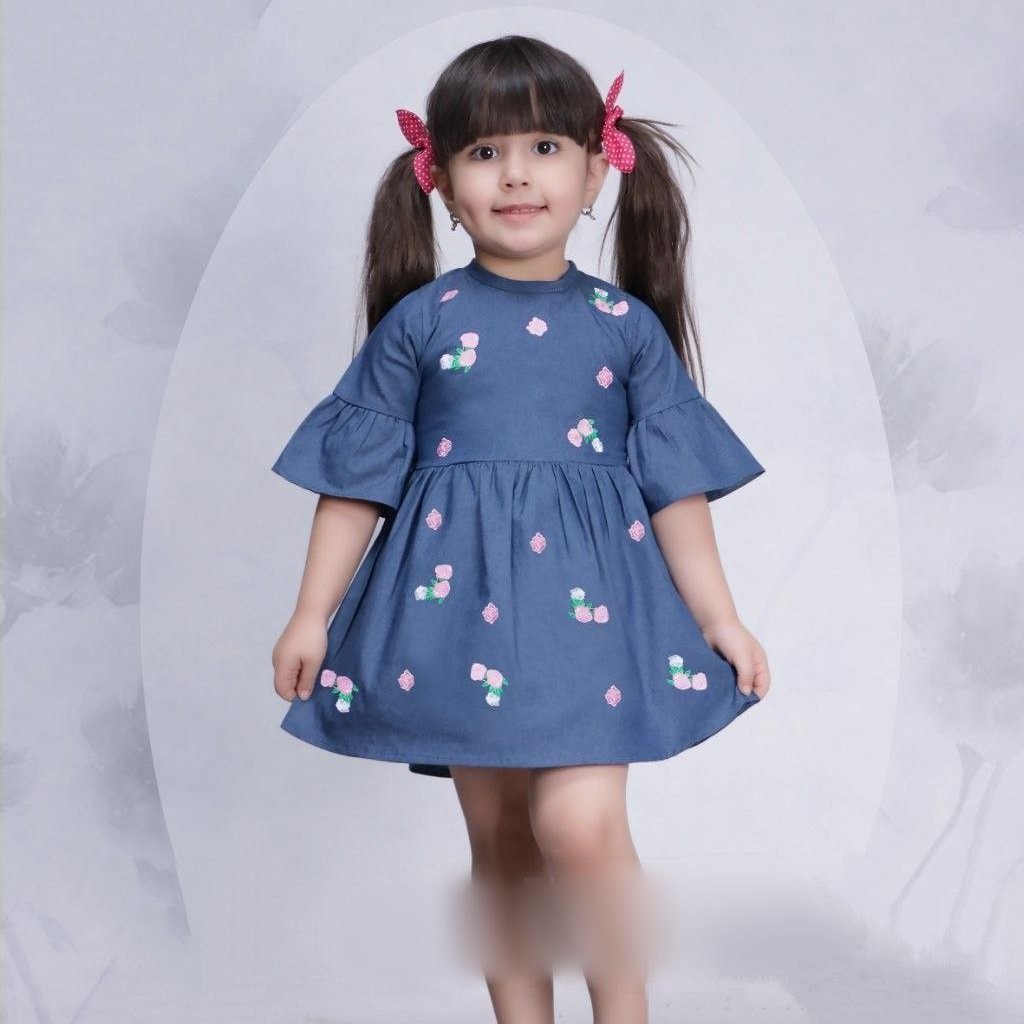 پیراهن طرح لی گلدوزی شده