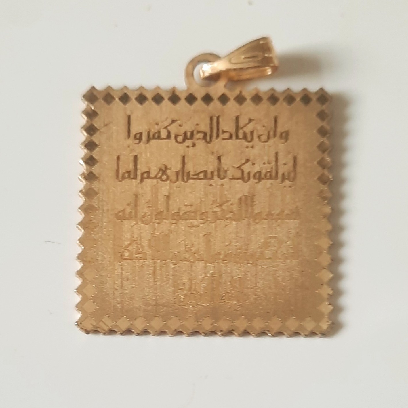 پلاک وانیکاد استیل طلایی رنگ ضدحساسیت و رنگ ثابت کد 03