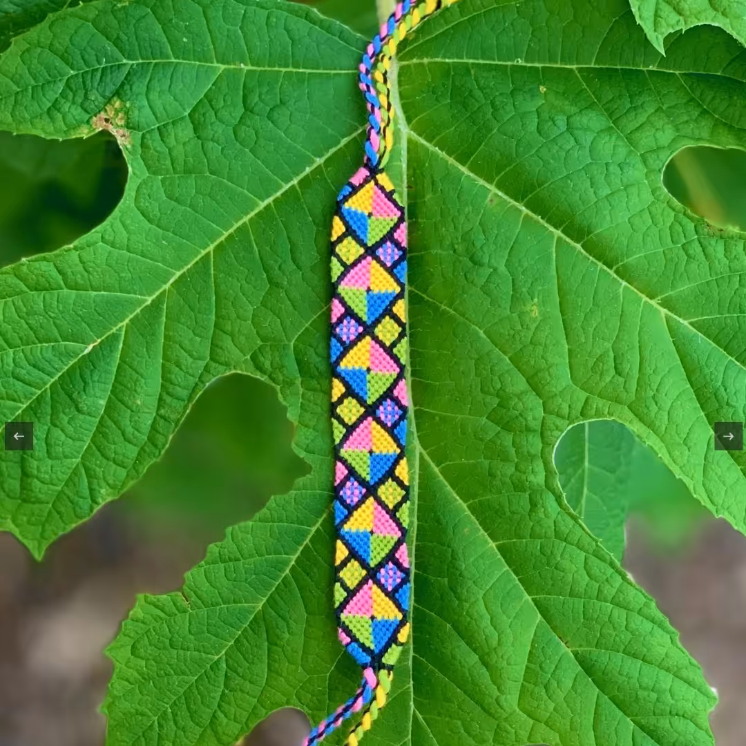 دستبند طرح کاشان