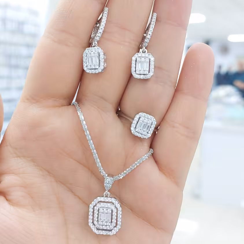 نیمست امرالدکات شیک نقره اصل عیار925 آبکاری طلا رنگ ثابت