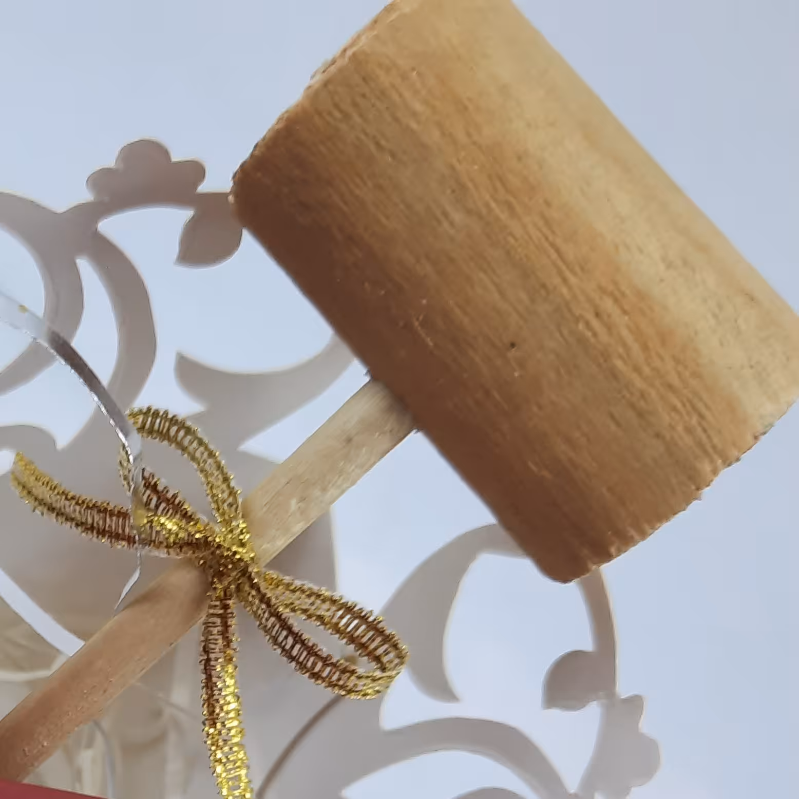 چکش برای شکلات های سورپرایزی