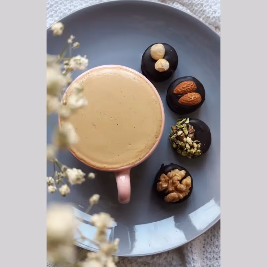 خرماشکلاتی مغزدار