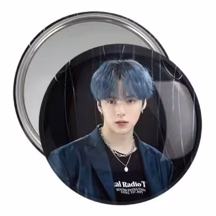 آینه جیبی خندالو مدل مینهیوک گروه مانستا اکس MONSTA X کد 12273