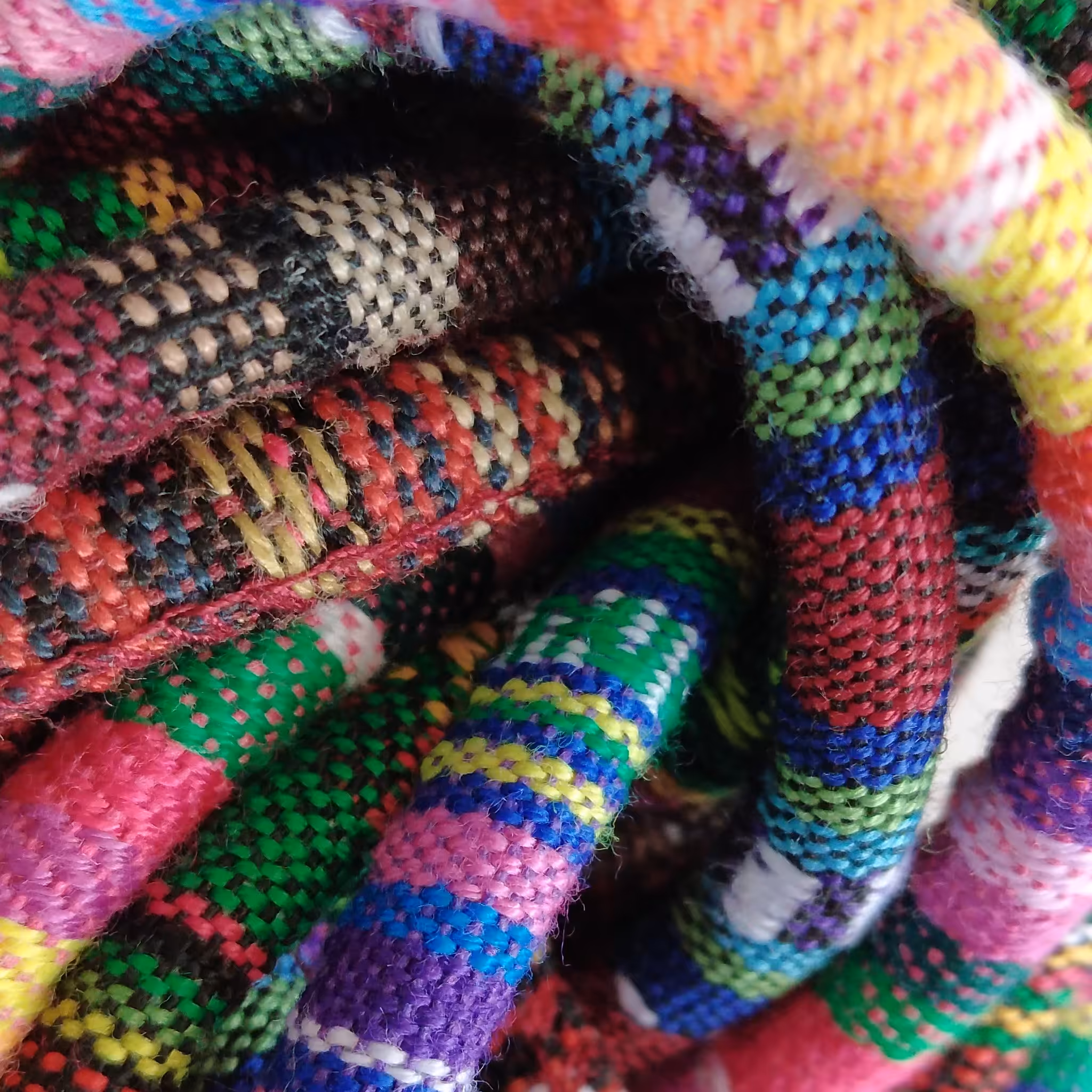 بند عینک گلیمی لوله ای با تنوع رنگی