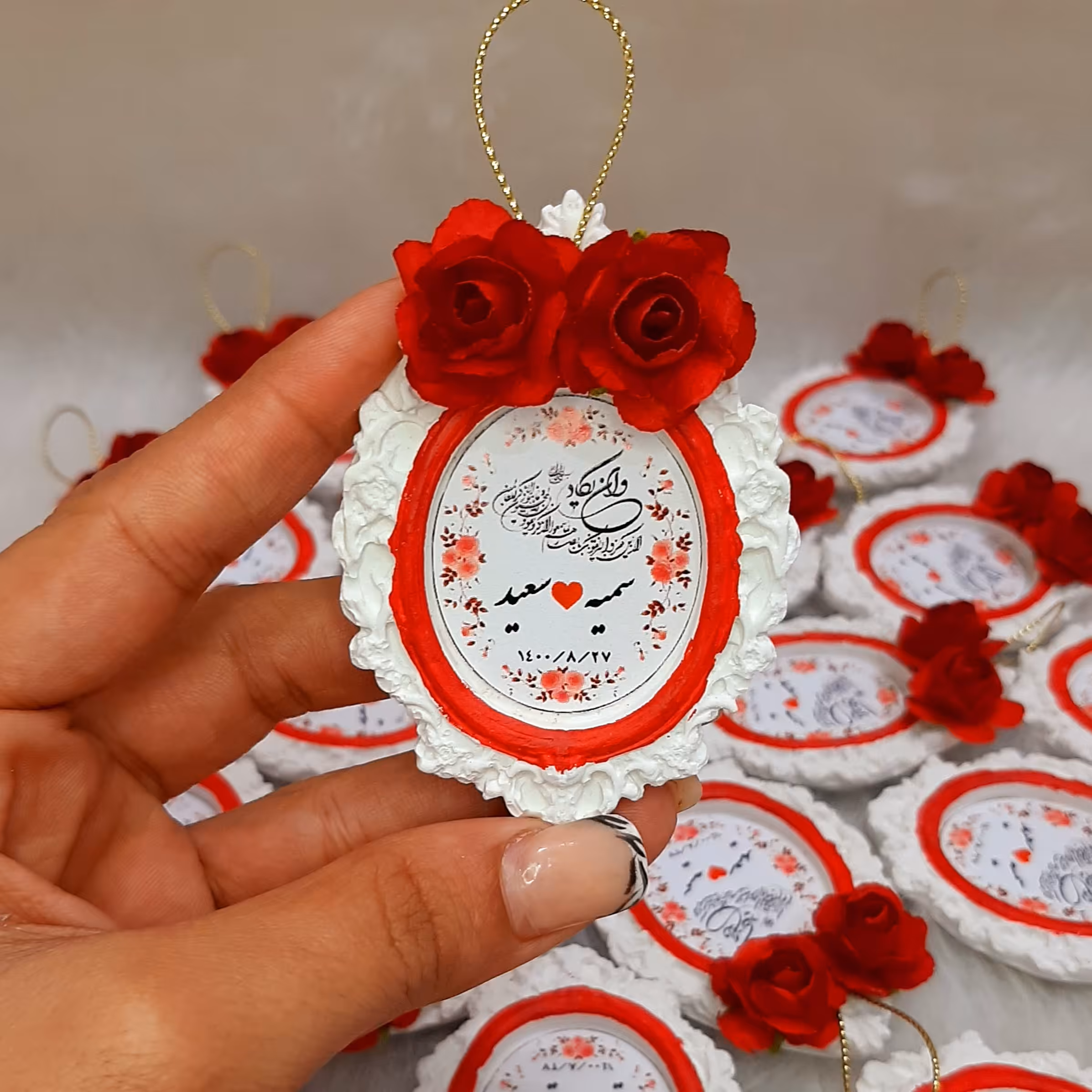 گیفت عروسی وان یکاد با دیزاین گل 