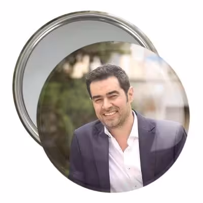 آینه جیبی خندالو مدل شهاب حسینی کد 10386