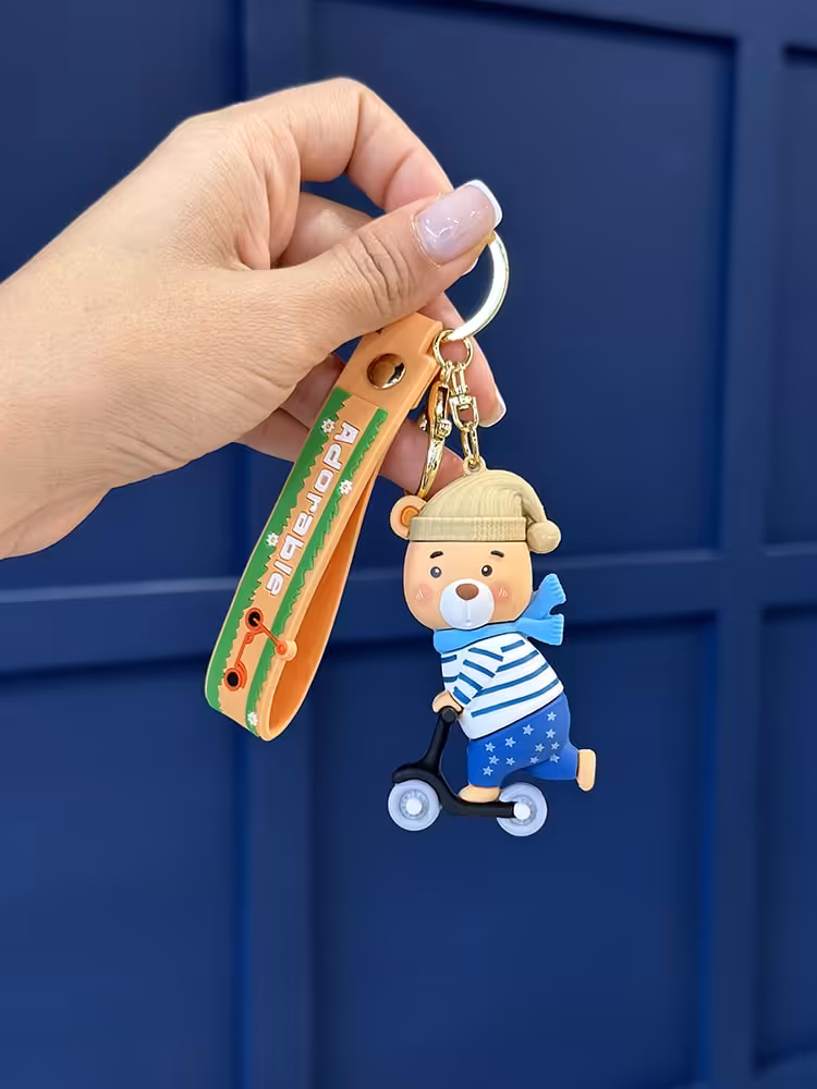 جاسوییچی خرس و خوک اسکوتر سوار