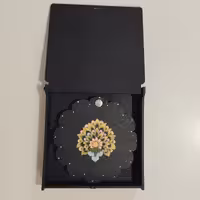 آینه جیبی چوبی تذهیب کاری شده، وزن 147 گرم