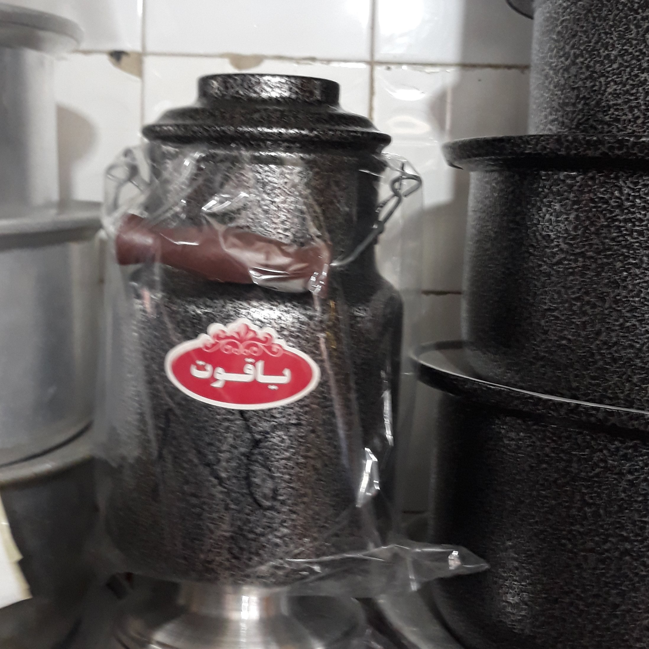 دبه روغن آلمینیوم چهار کیلو