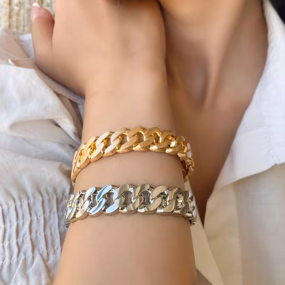 دستبند ysx مدل زنجیر کارتیر پهن طلایی و نقره ای