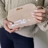 کیف پاسپورتی ورنی 