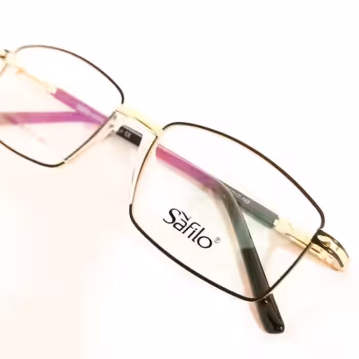 عینک طبی اسپرت با قابلیت تعویض عدسی های جدید نمره دار