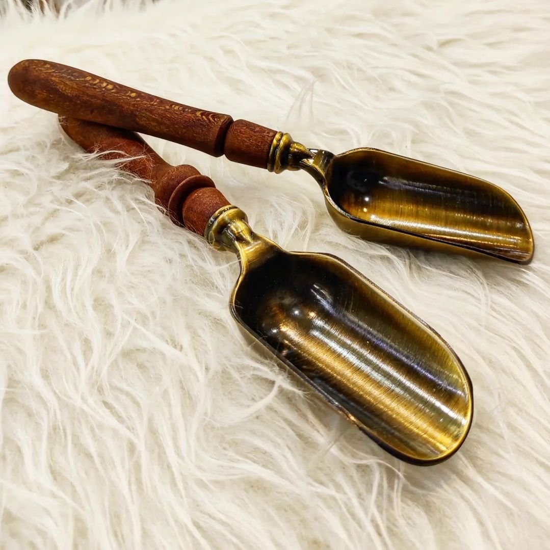 قاشق آجیل دسته چوبی آنتیک