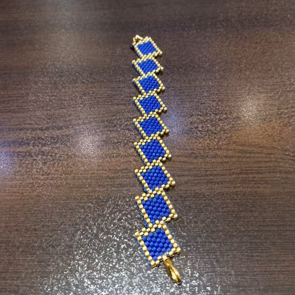 دستبند منجوقی 