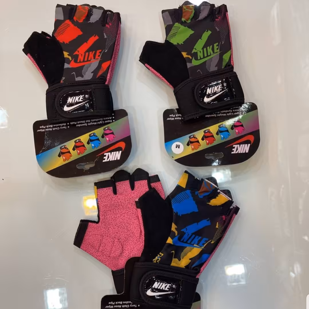 دستکش بدنسازی-مارک نایک-ظریف-در رنگ مختلف جنس اعلا