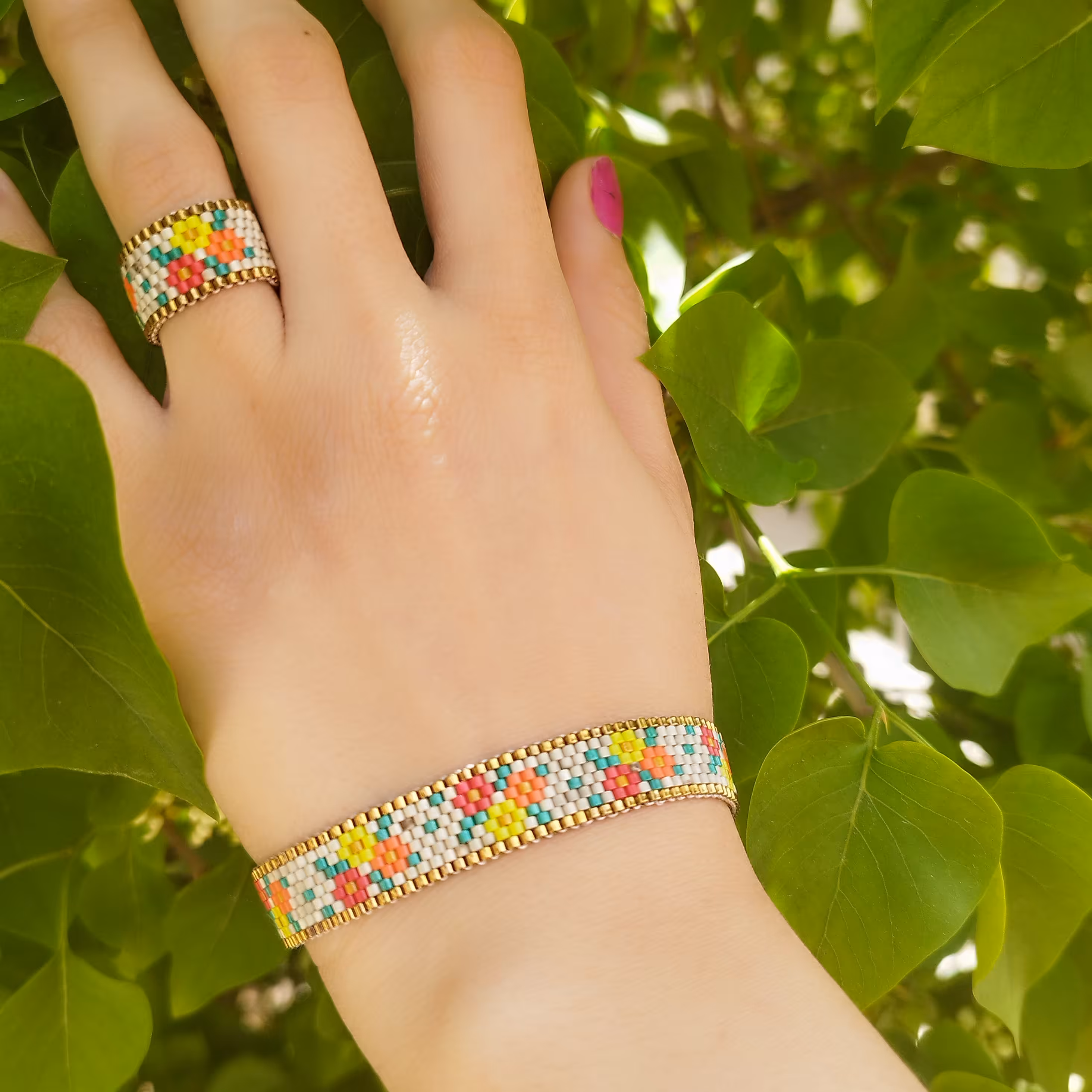 ست انگشتر و دستبند بهار دستساز ساخته شده با منجوق های چک 