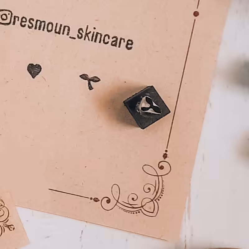 مهر دستساز ایموجی برگ