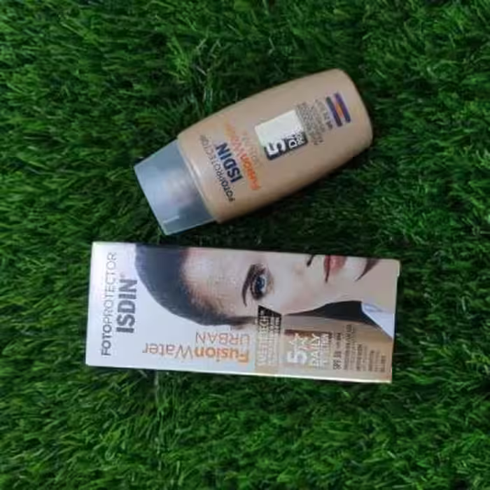 ضد آفتاب فیوژن واتر اوربان SPF 30 ایزدین