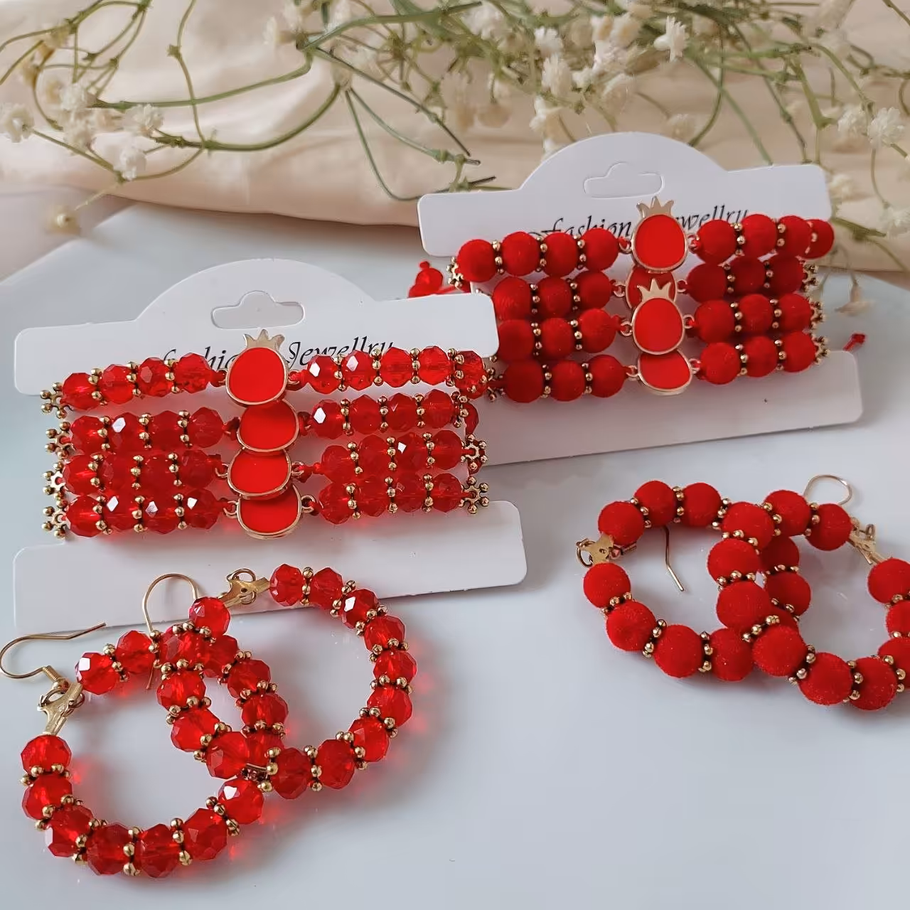 دستبند و گوشواره یلدایی