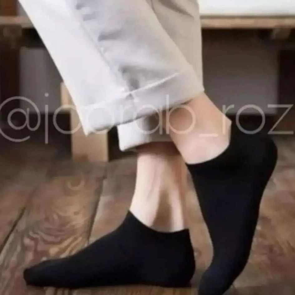 جوراب مچی ساده مشکی اسپرت مناسب خانم ها و آقایون