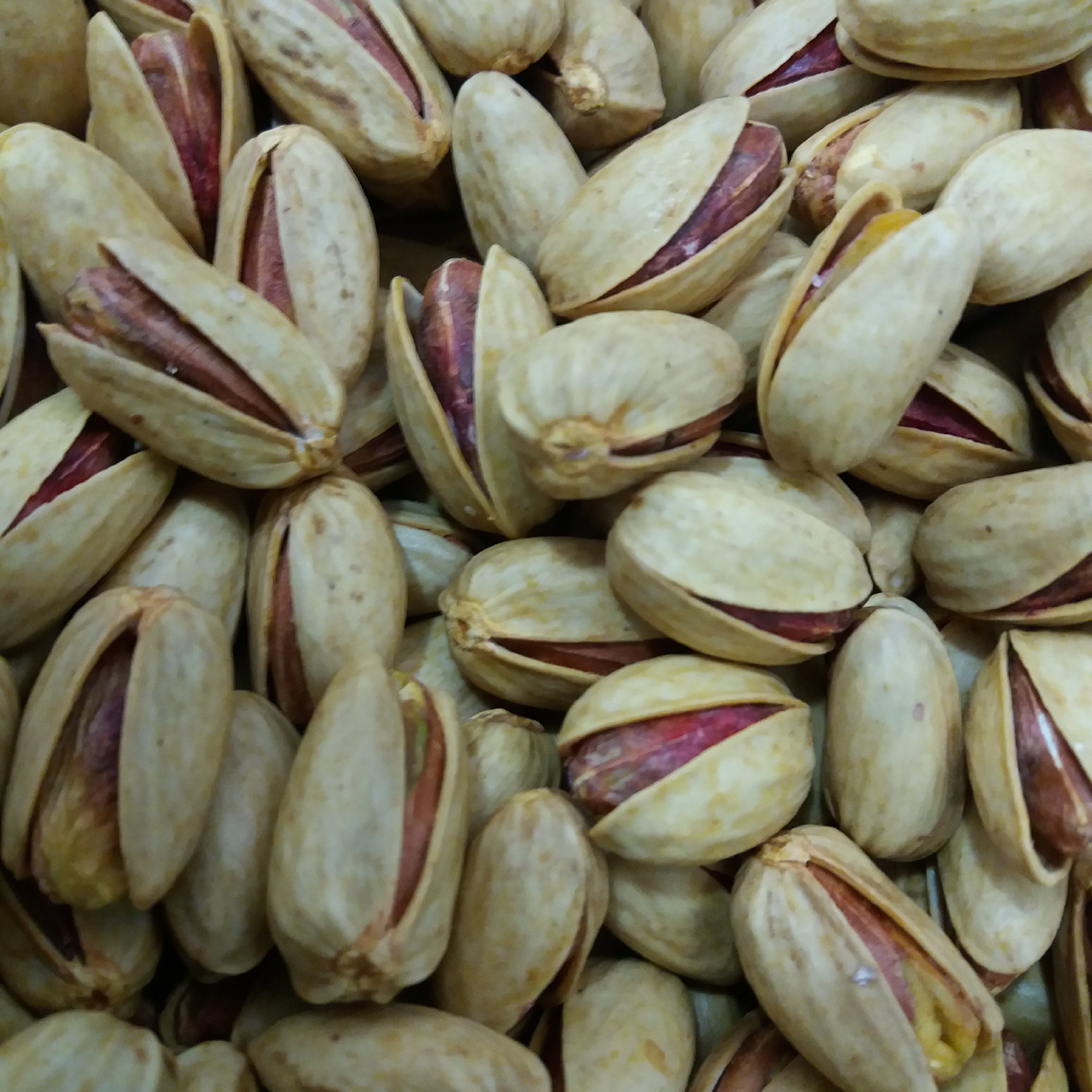 پسته اکبری دستچین فوق سوپر
