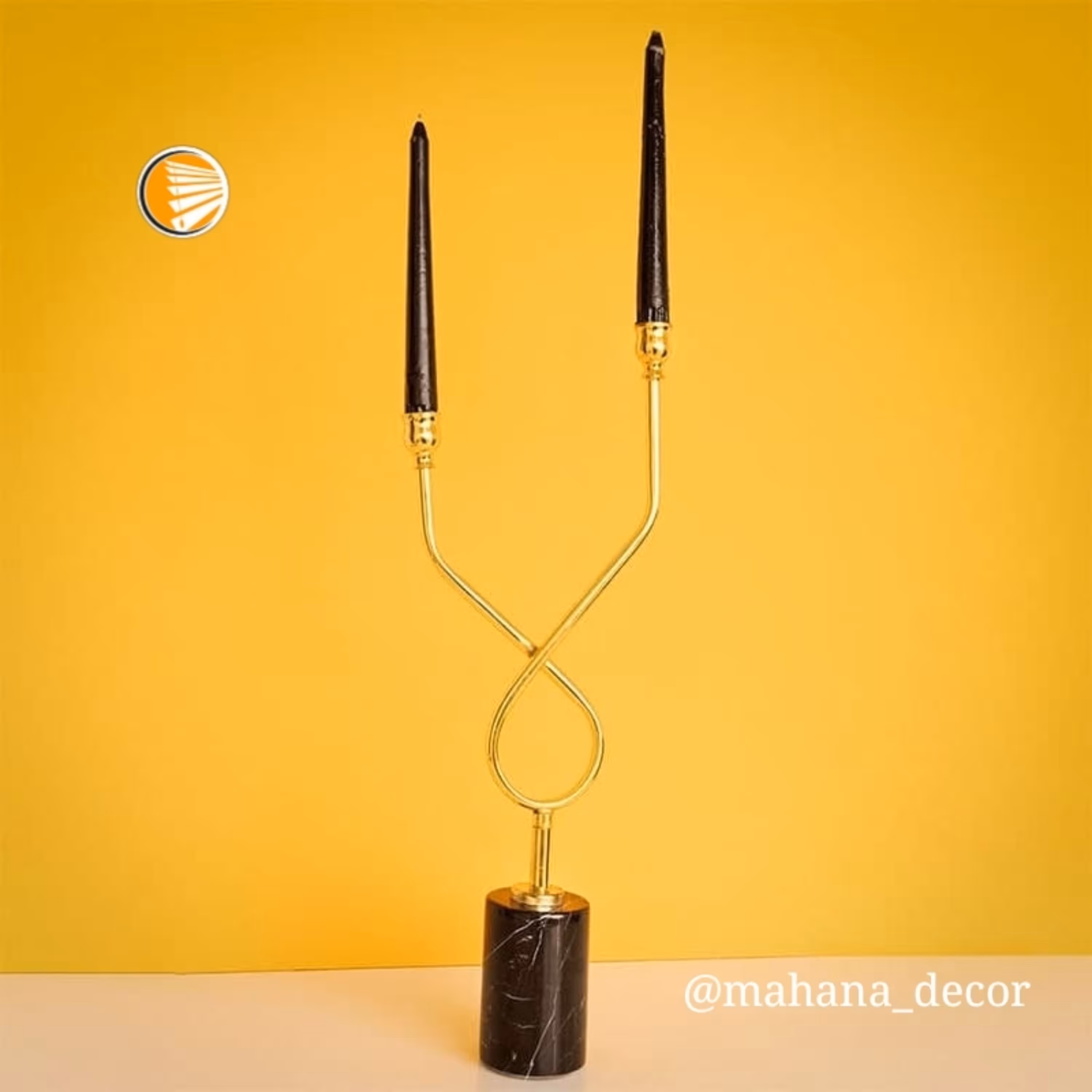 شمعدان سنگ مشکی مدل 02