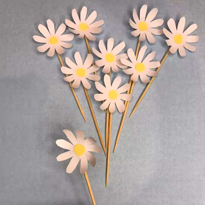 تاپر کاپ کیک  (خلال دندان فانتزی) مدل گل بابونه