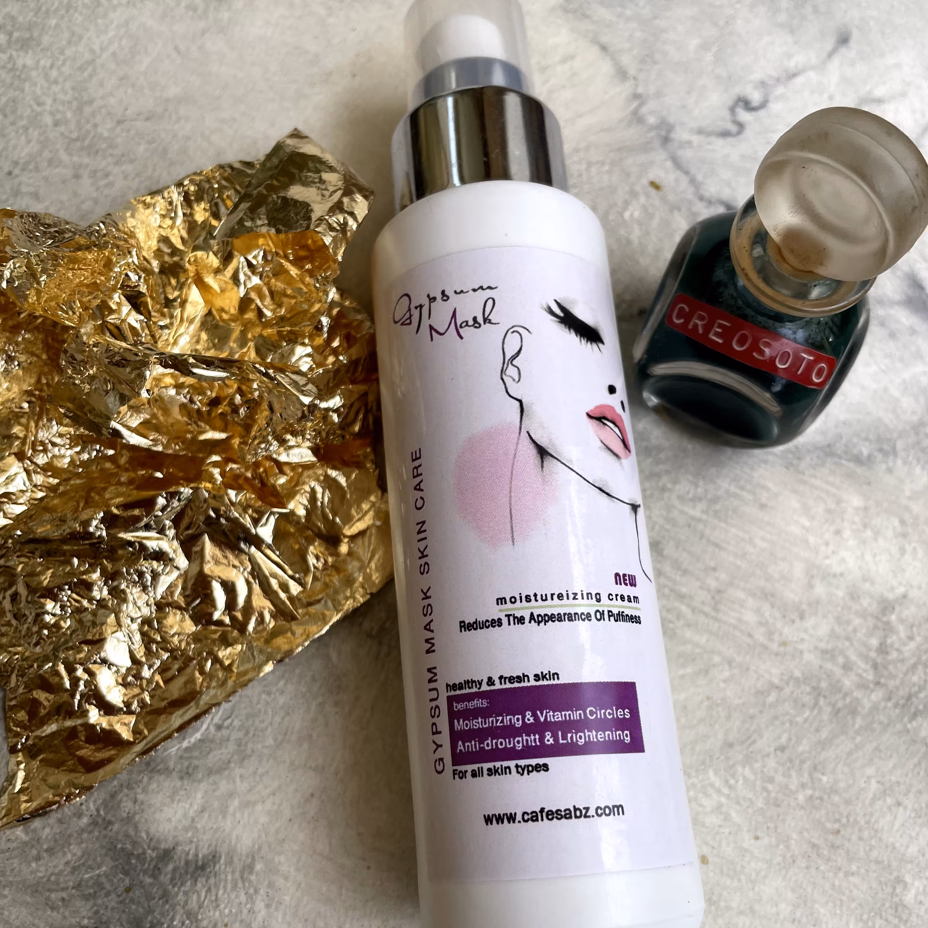 ماسک گچی جلبک و طلا