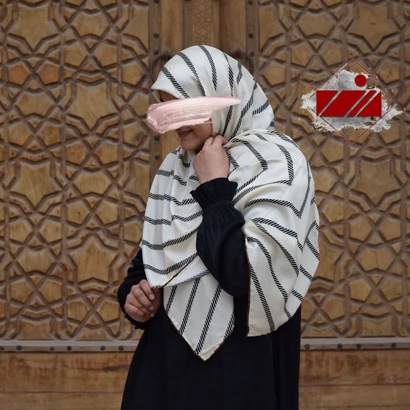 روسری حریر ابریشم کرم دور دست دوز قواره 140