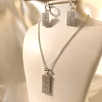 نیم ست استیل نقره ای نگین دار 