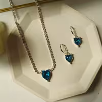 نیم ست گردنبند گوشواره نگین تنیسی وارداتی قلب  کریستال ابی 