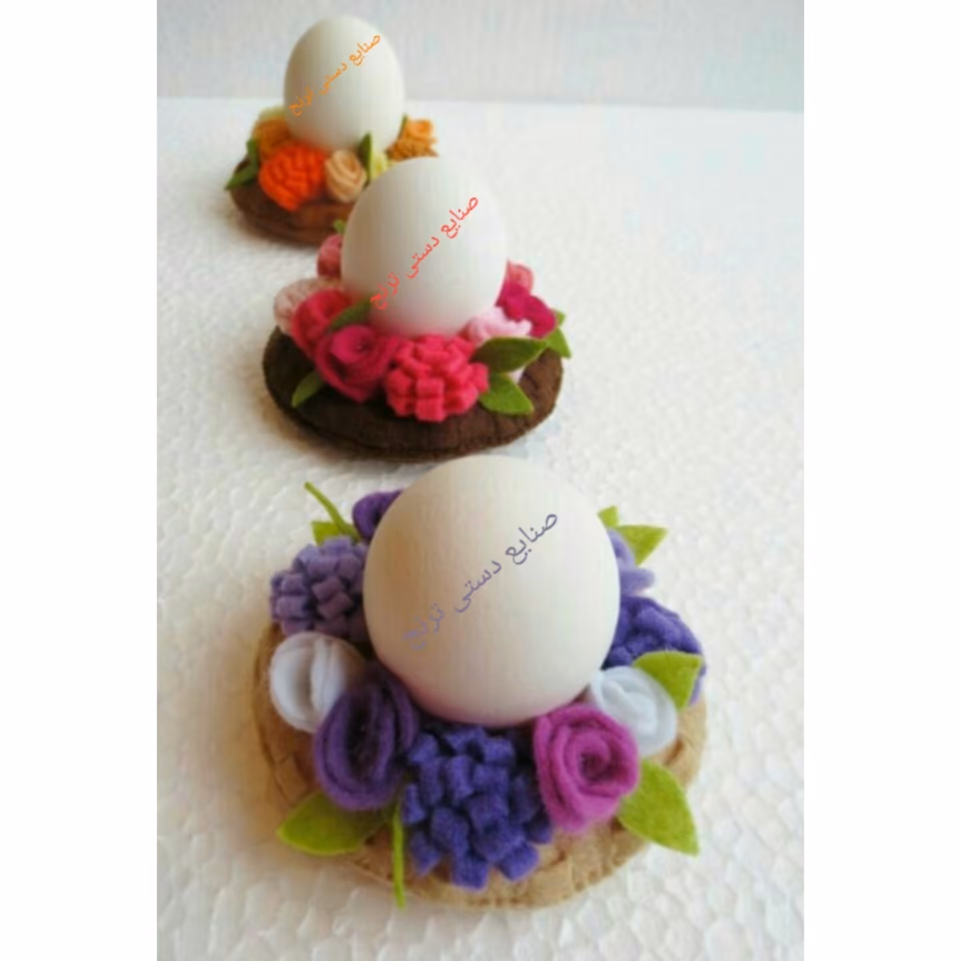 جا تخم مرغی.جا تخم مرغی نمدی.تخم مرغ.هفت سین.نمد.گل.گل نمدی