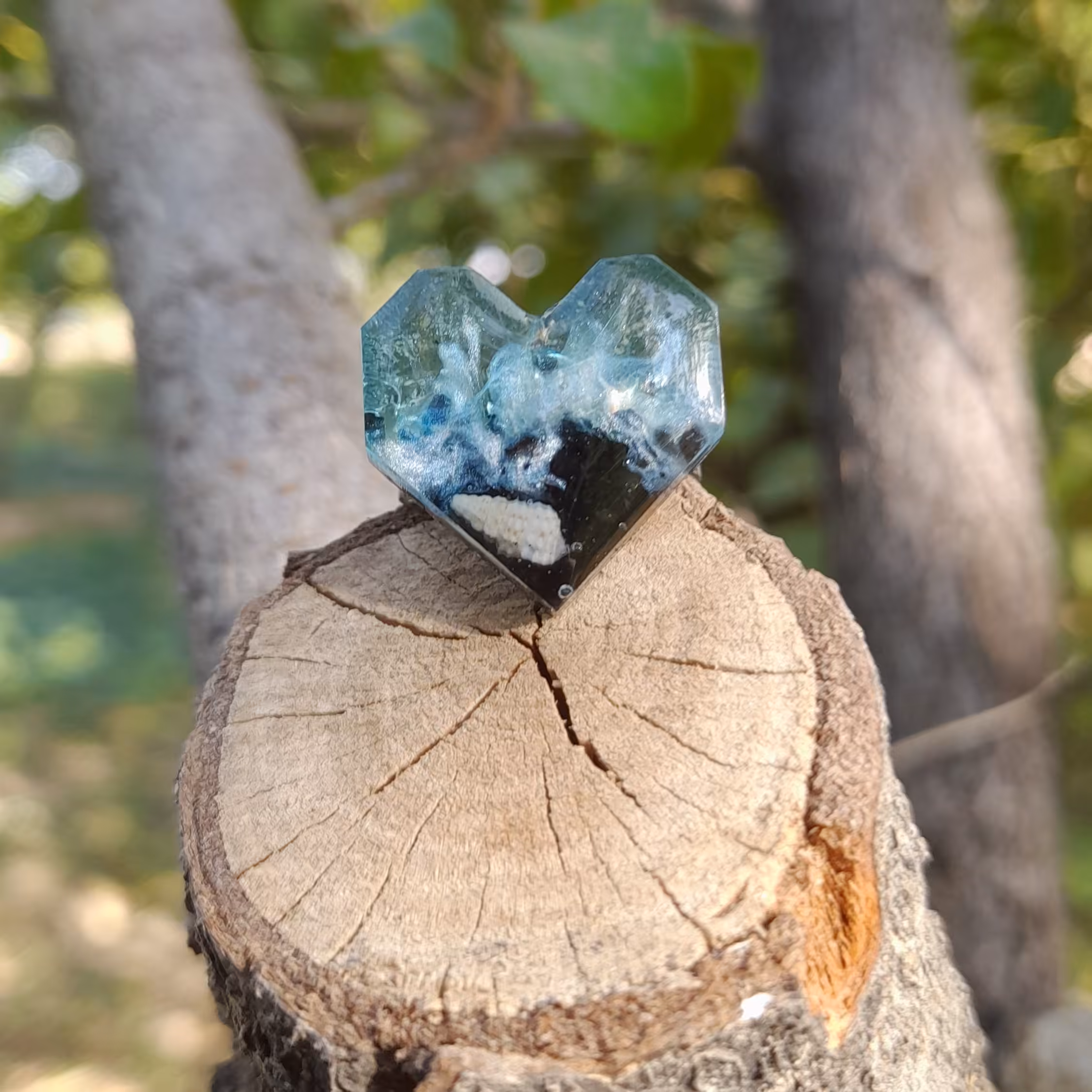 انگشتر دریای رزینی طرح قلب زاویه دار 